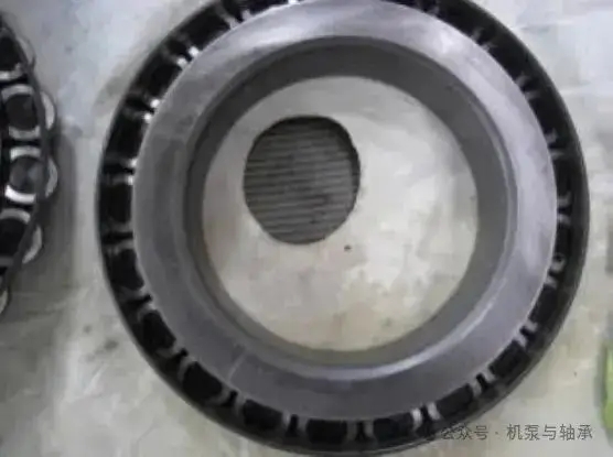 軸承驗收印記之發(fā)灰/發(fā)暗，疑是“二手軸承” 